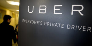 Saham Uber & Lyft
