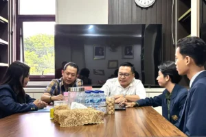 dukung