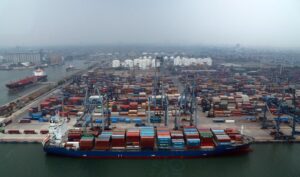 Perdagangan RI Catat Surplus USD5,49 Miliar di Agustus 2025